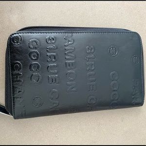 travel wallet